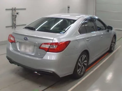 Subaru LEGACY B4