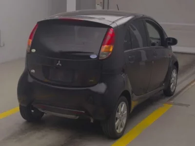 Mitsubishi I