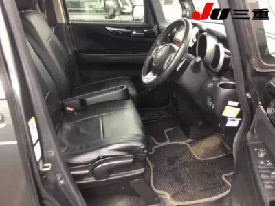 Honda N BOX PLUS