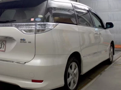 Toyota ESTIMA HYBRID