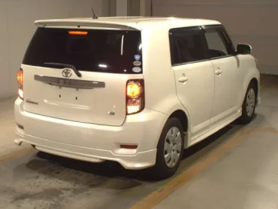 Toyota COROLLA RUMION