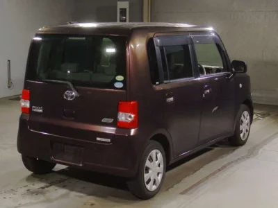 Toyota PIXIS SPACE