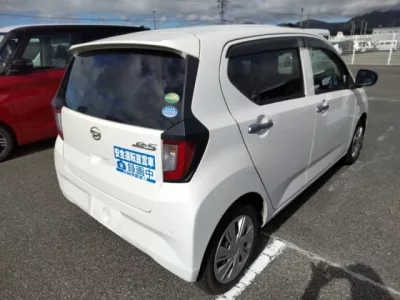 Daihatsu MIRA E S