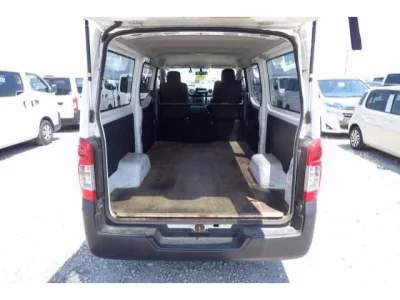Nissan CARAVAN VAN