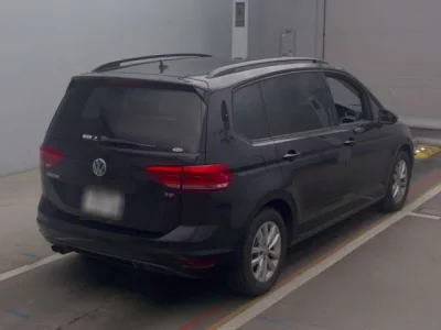 Volkswagen GOLF TOURAN