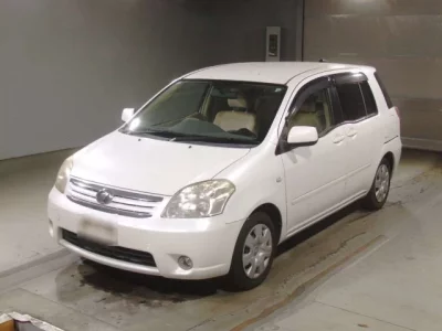 Toyota RAUM