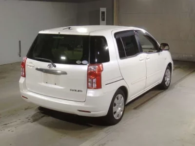 Toyota RAUM