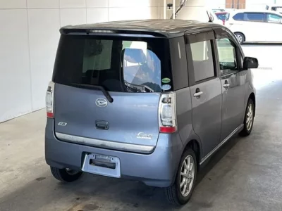 Daihatsu TANTO EXE