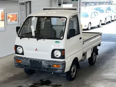 Mitsubishi MINICAB TRUCK