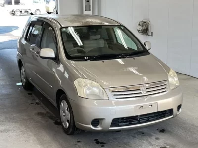 Toyota RAUM