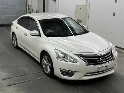 Nissan TEANA
