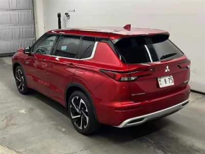 Mitsubishi OUTLANDER PHEV