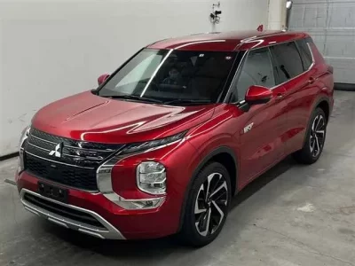 Mitsubishi OUTLANDER PHEV