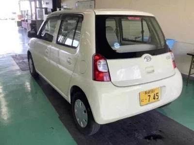 Daihatsu Esse