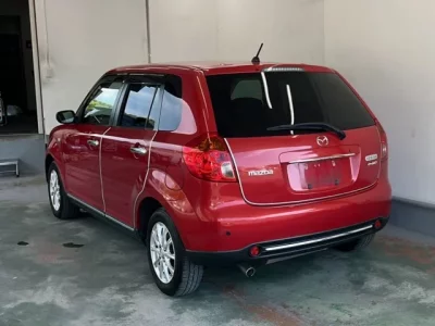 Mazda VERISA