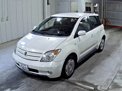Toyota IST
