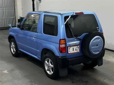 Mitsubishi PAJERO MINI