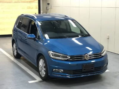 Volkswagen GOLF TOURAN