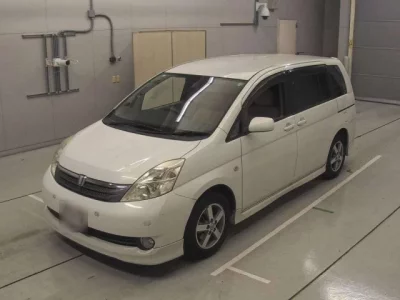 Toyota ISIS