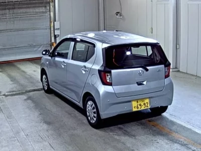 Daihatsu MIRA E S