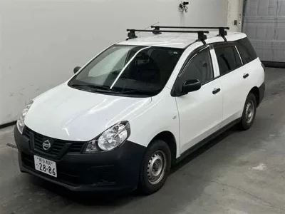 Nissan AD