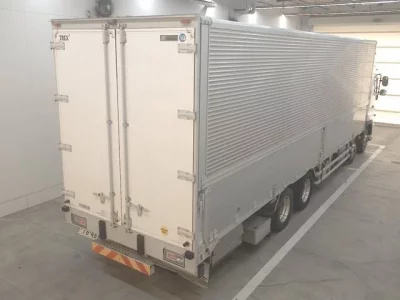 Hino TRUCK