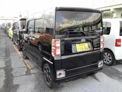Daihatsu WAKE