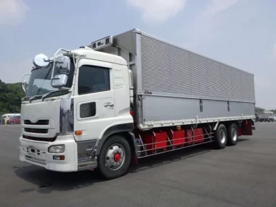 Nissan QUON