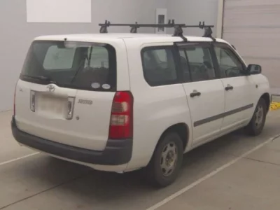 Toyota SUCCEED