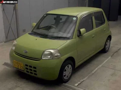 Daihatsu Esse
