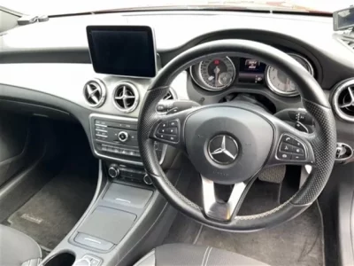 Mercedes-Benz CLA CLASS