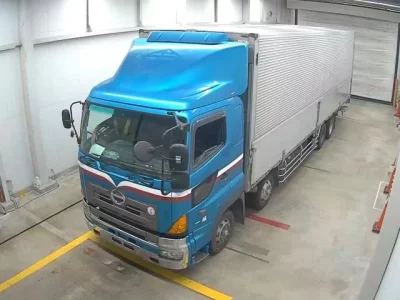 Hino TRUCK