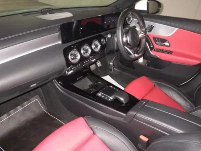 Mercedes-Benz CLA CLASS