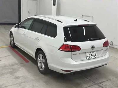Volkswagen GOLF VARIANT