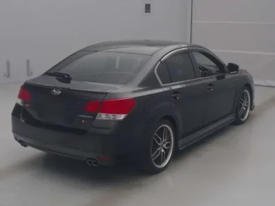 Subaru LEGACY B4