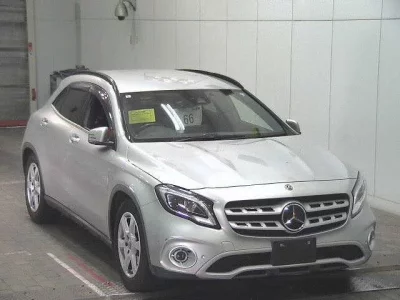 Mercedes-Benz GLA CLASS