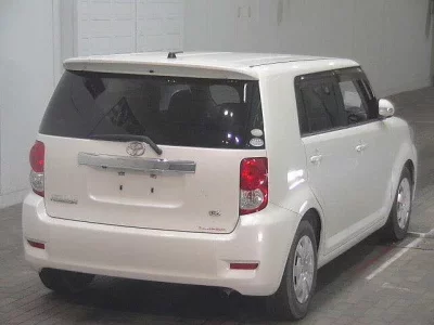 Toyota COROLLA RUMION