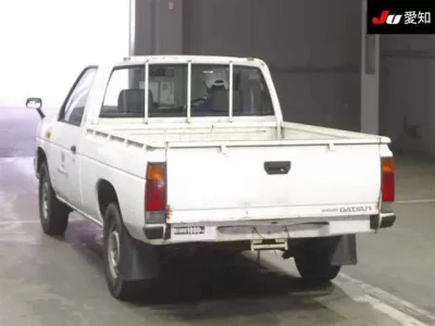 Nissan DATSUN PICKUP