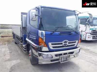 Hino TRUCK