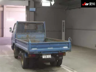 Mazda TITAN
