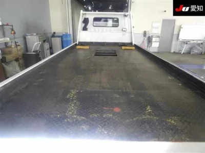 Mazda TITAN