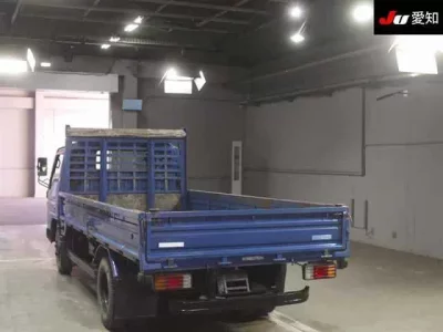 Mazda TITAN