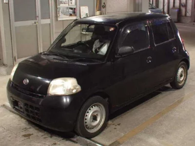 Daihatsu Esse