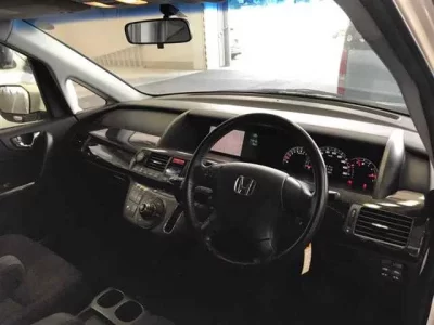 Honda ELYSION
