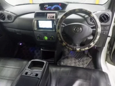 Toyota BB