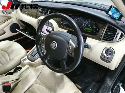 Jaguar X TYPE