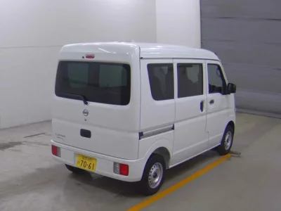Nissan CLIPPER VAN