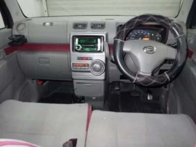 Daihatsu MOVE CONTE