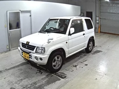Mitsubishi PAJERO MINI