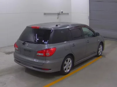 Nissan WINGROAD